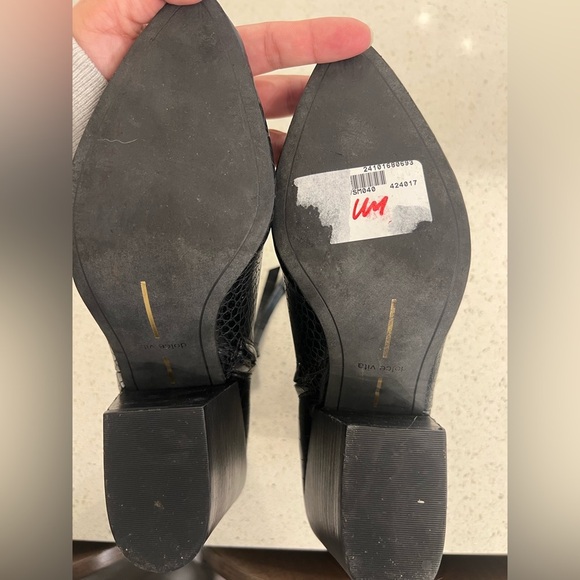 Dolce Vita Coltyn Crocodile Leather Ankle Boot - Picture 7 of 7